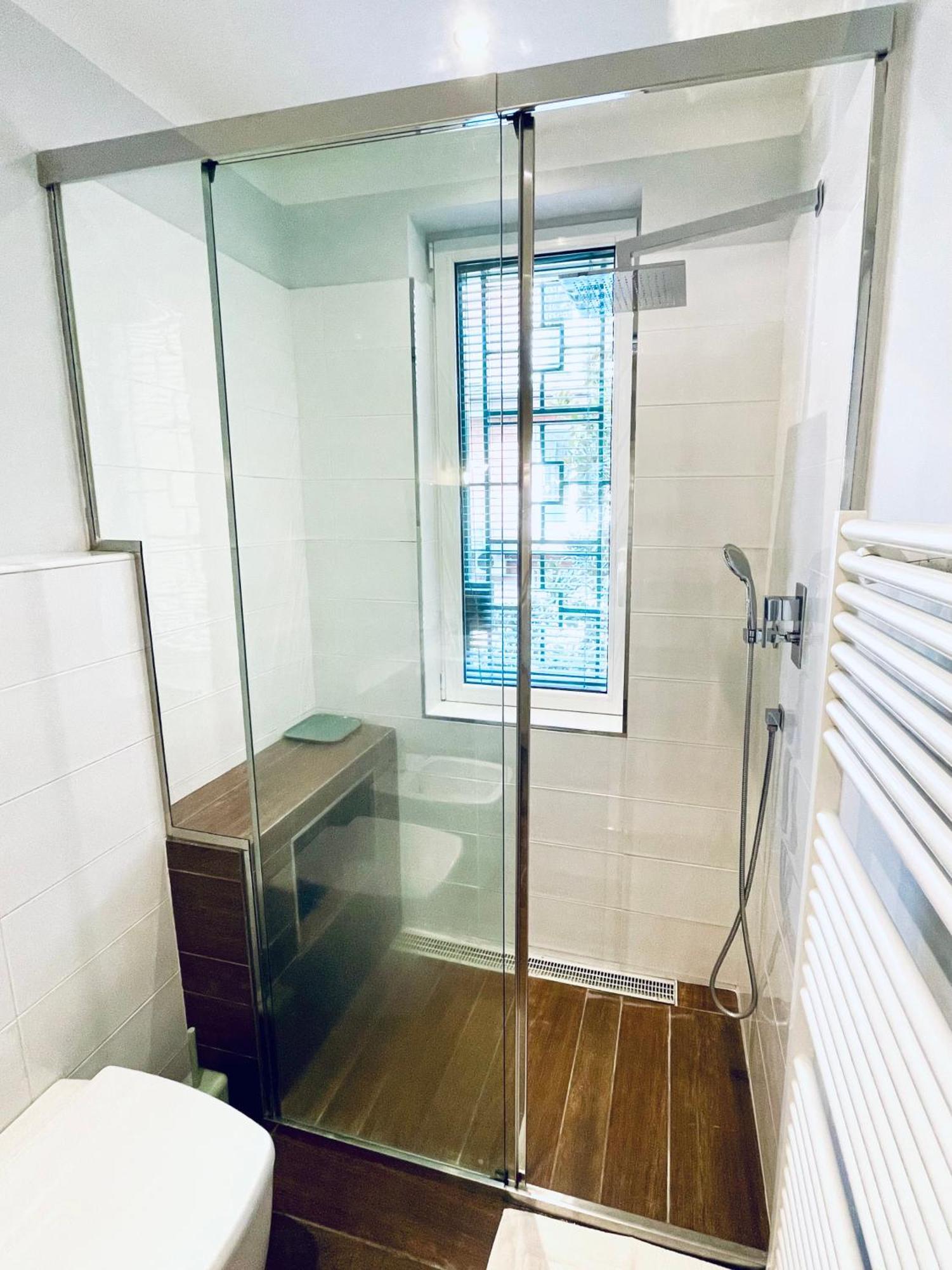 Casa Di Dora Elegante 3 Camere Sant'Orsola Bologna Luaran gambar